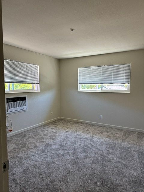 2BR/1BA Apartment on Santa Alicia Drive · Rohnert Park