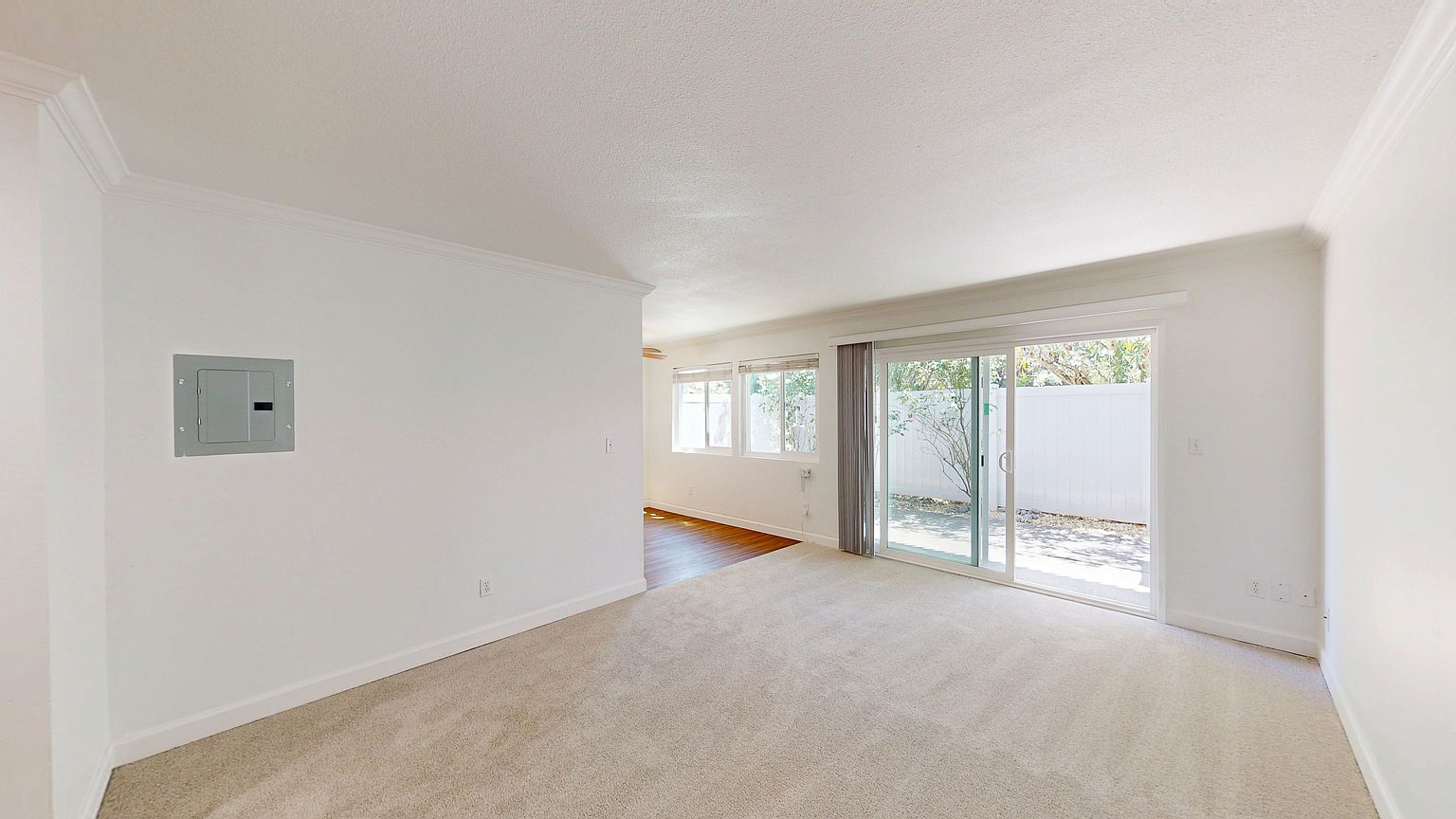 2BR/1BA Apartment on Ignacio Boulevard · Novato