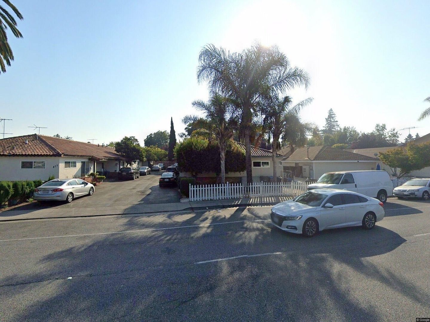 865 N Rengstorff Ave photo 4