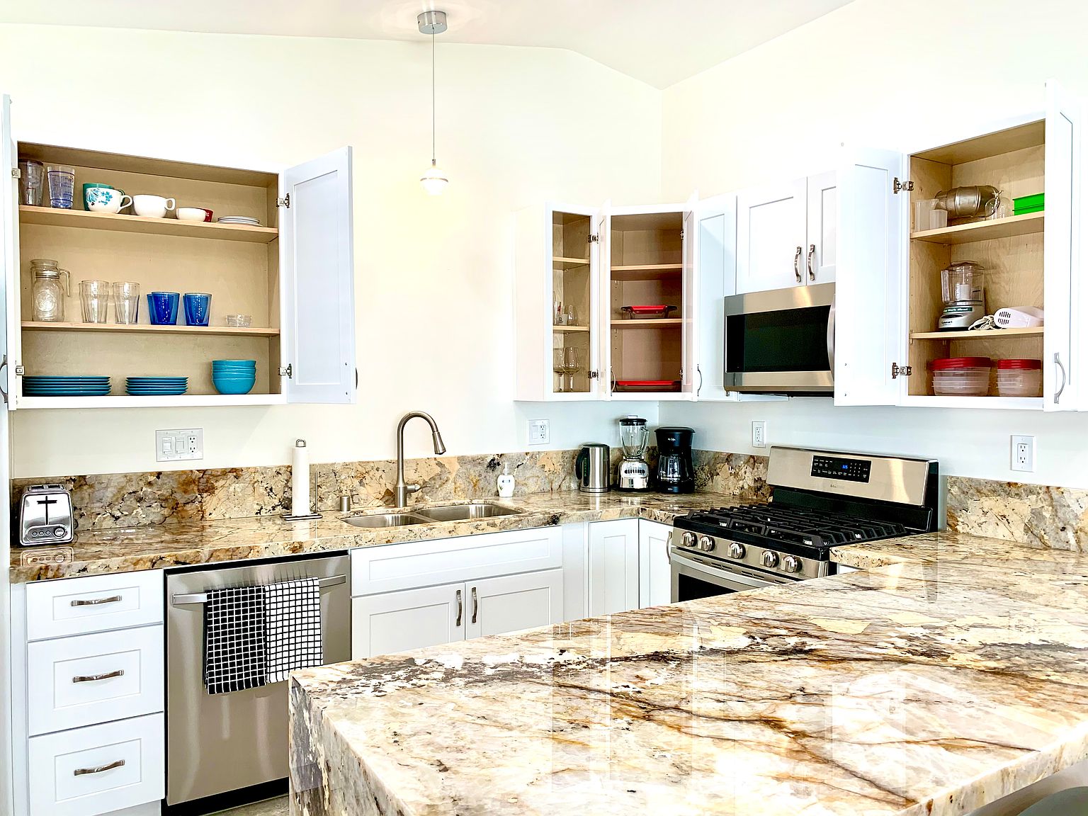 7680 La Jolla Blvd photo 5