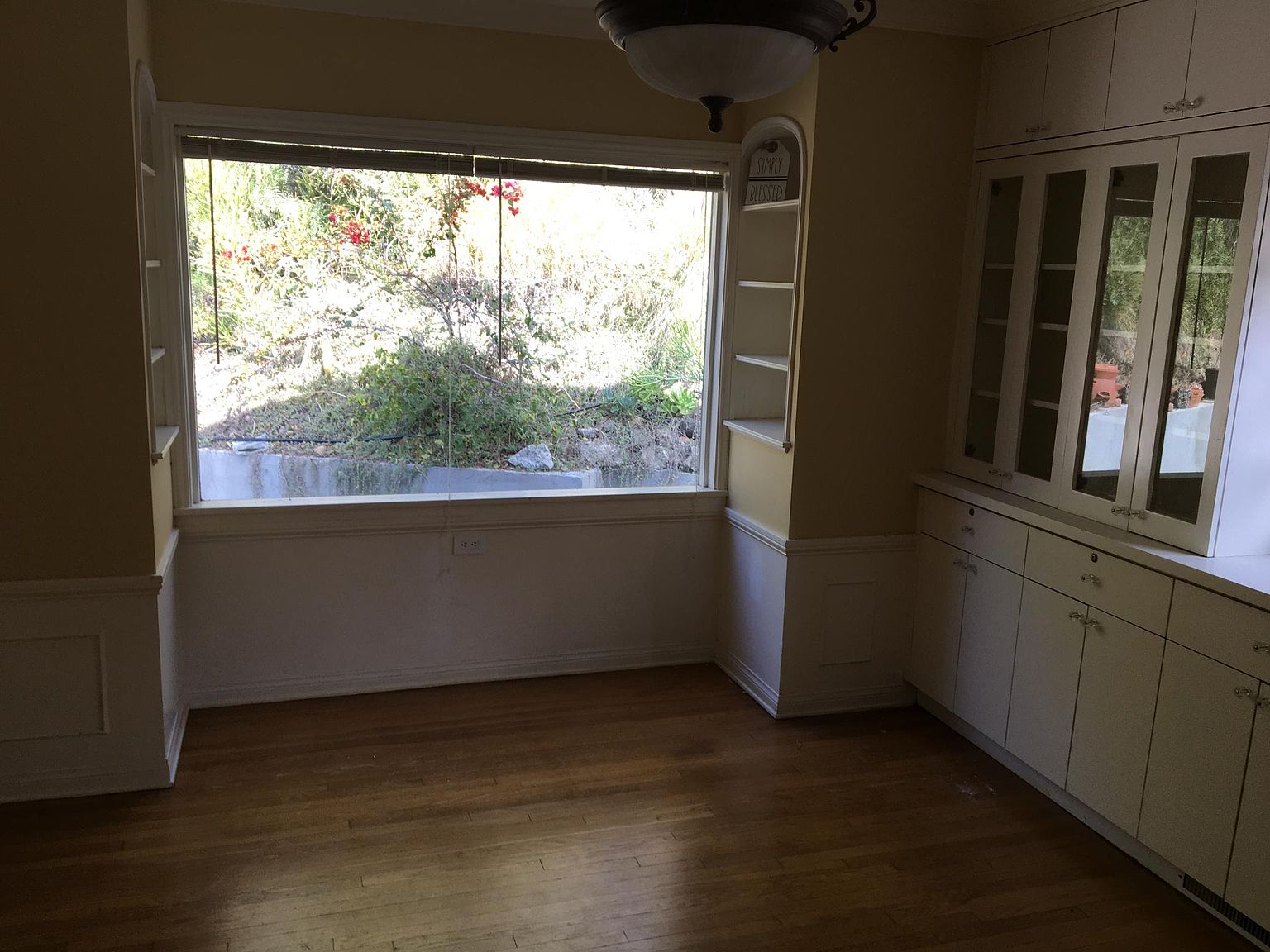 4780 Uvas St photo 5