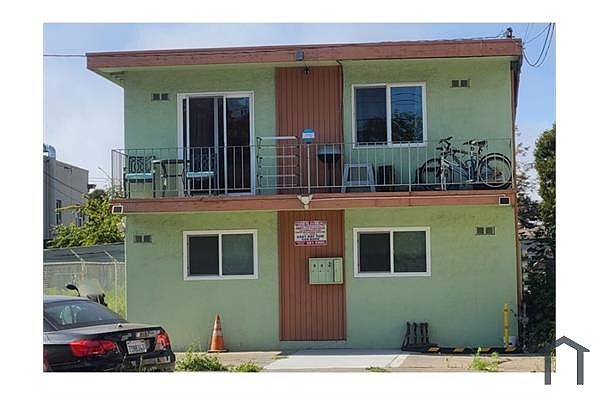 1111 Blake St photo 2