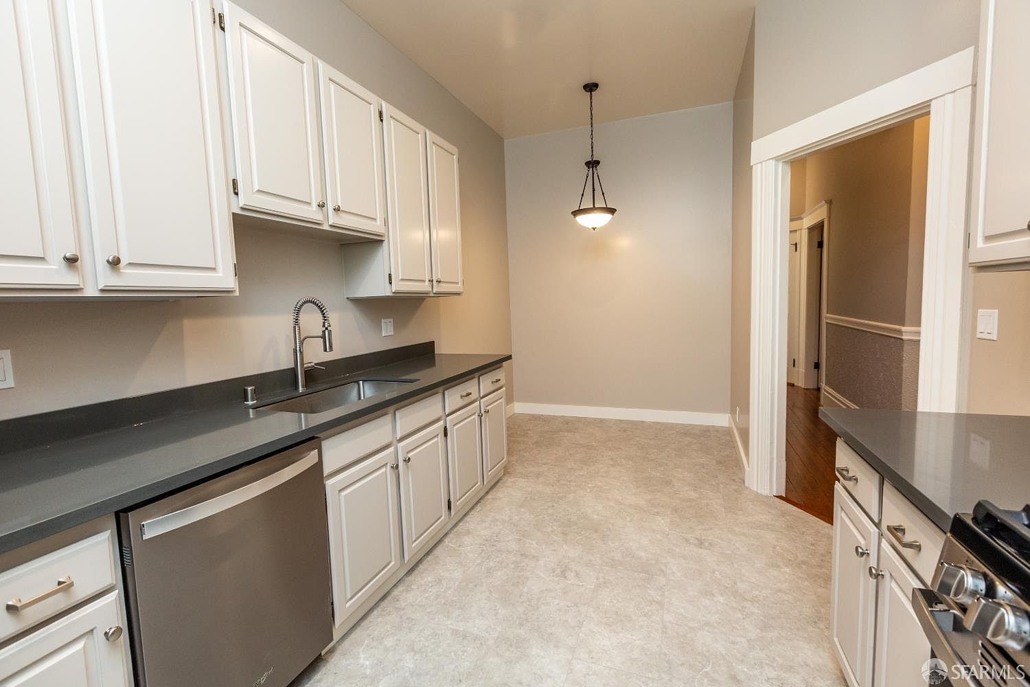 1759 Hyde St San Francisco, CA 94109 photo 2