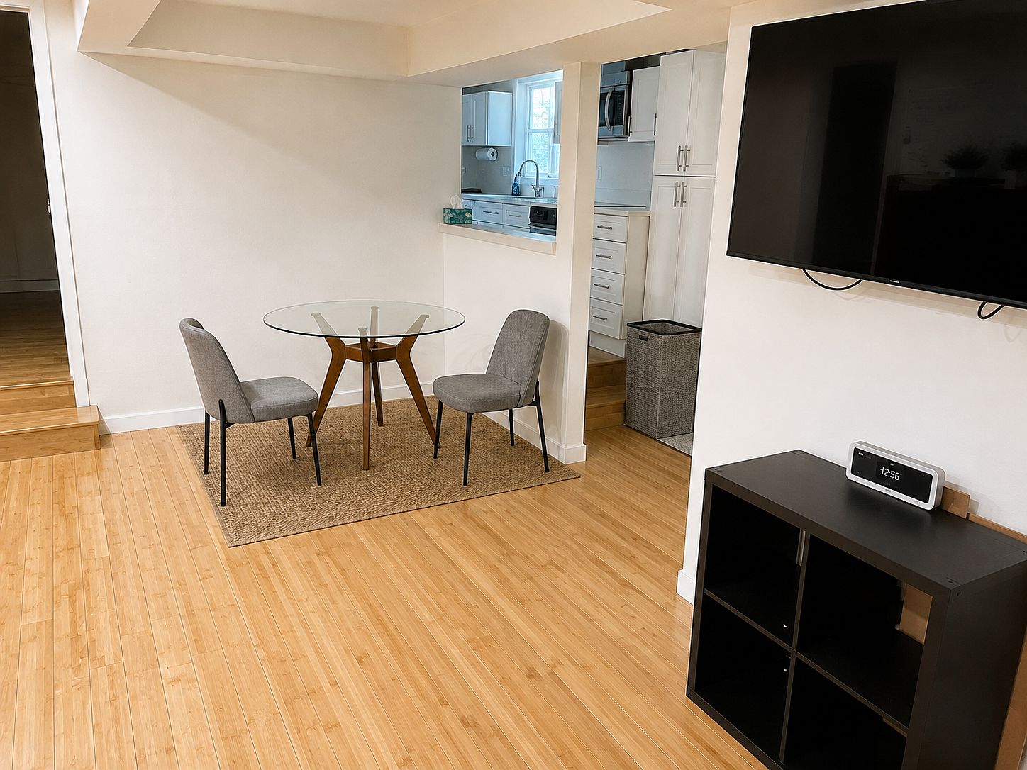 2BR/1BA Apartment on Corte Madera Ave · Corte Madera photo 2