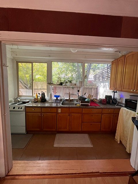 14 Warner Ct photo 4
