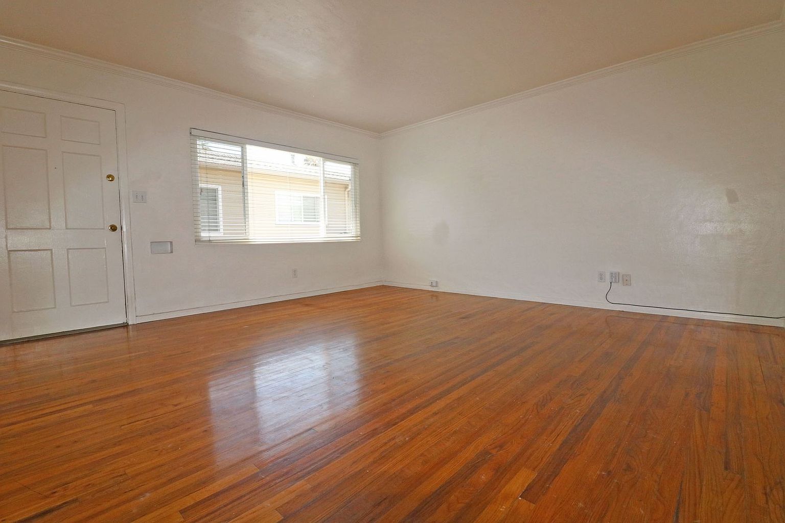 4756 photo 5