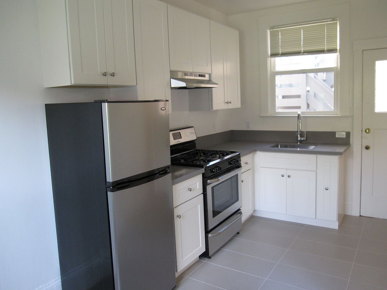 0BR/1BA Apartment on 14th St · San Francisco photo 2