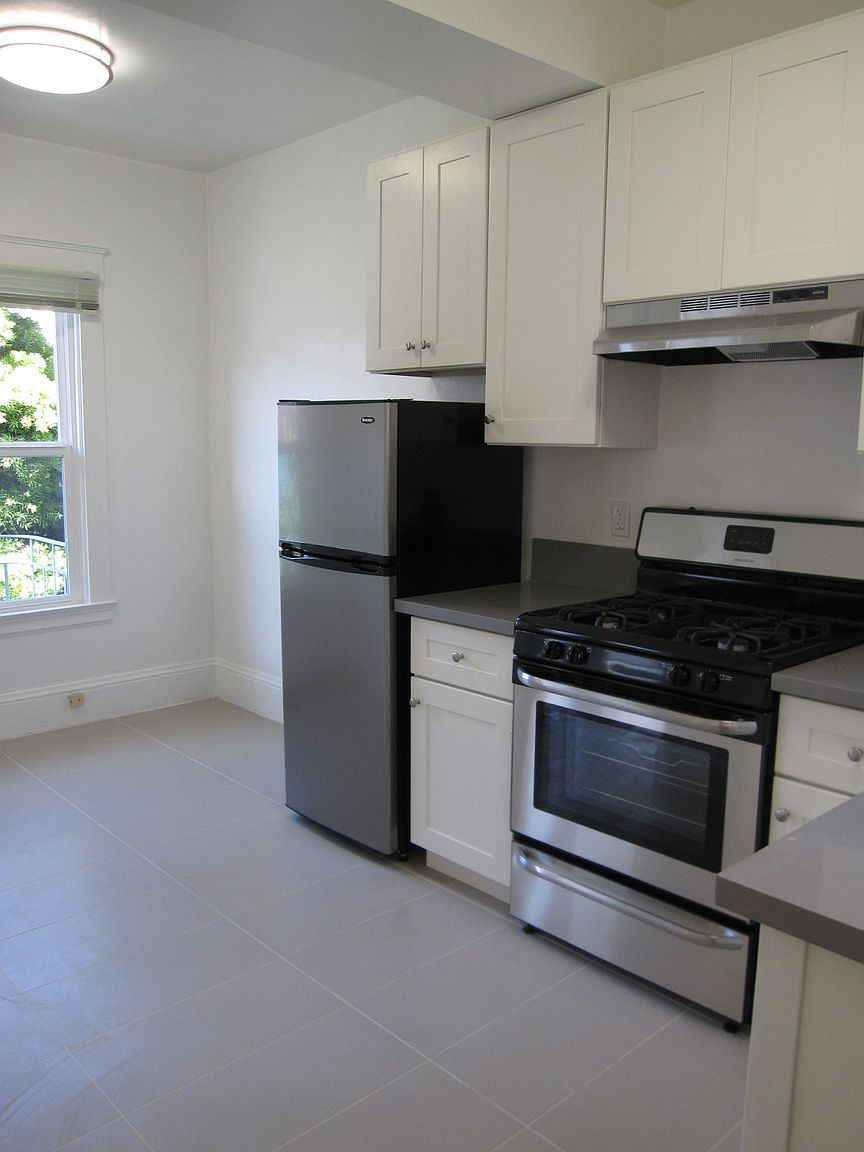 0BR/1BA Apartment on 14th St · San Francisco photo 4