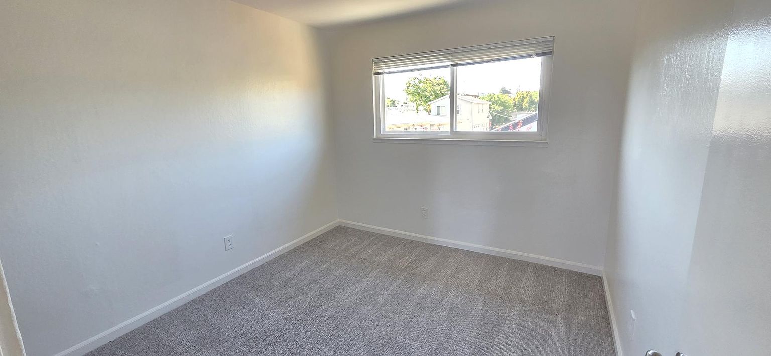 2BR/1BA Other on John Ct · Castro Valley photo 5