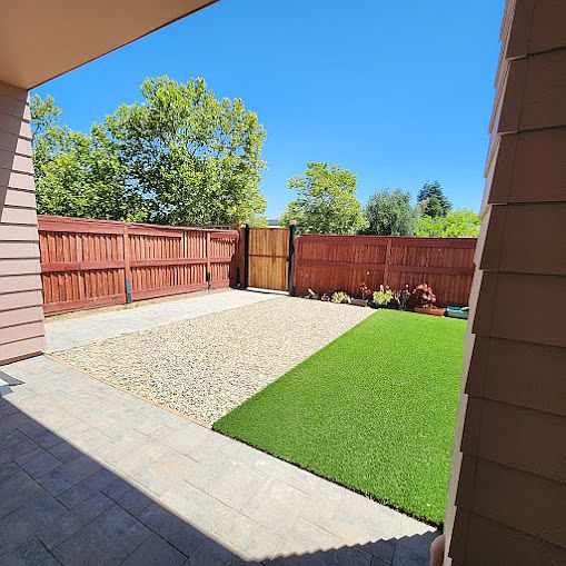 6474 Scenic Ave photo 3