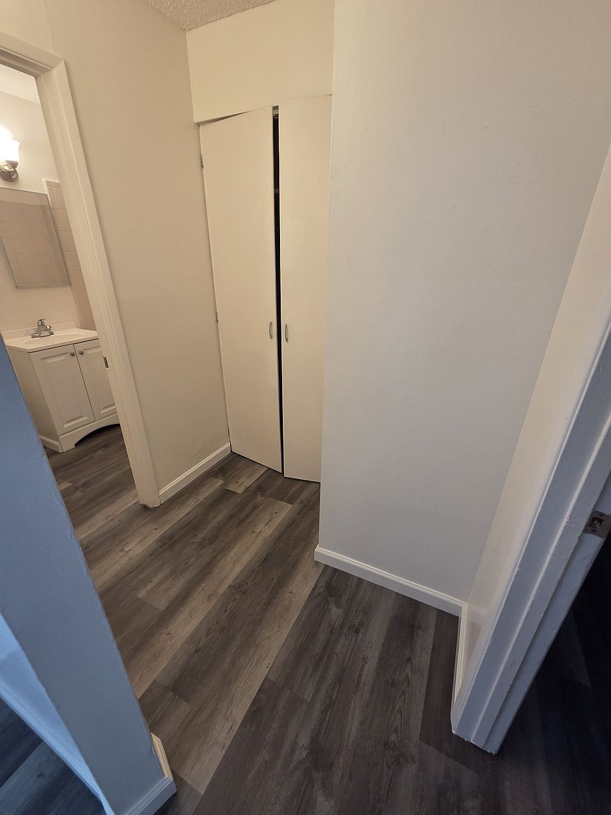 85 Madison Ave photo 5