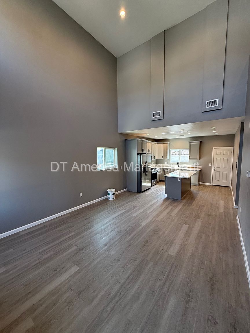5484 Timothy Dr photo 5