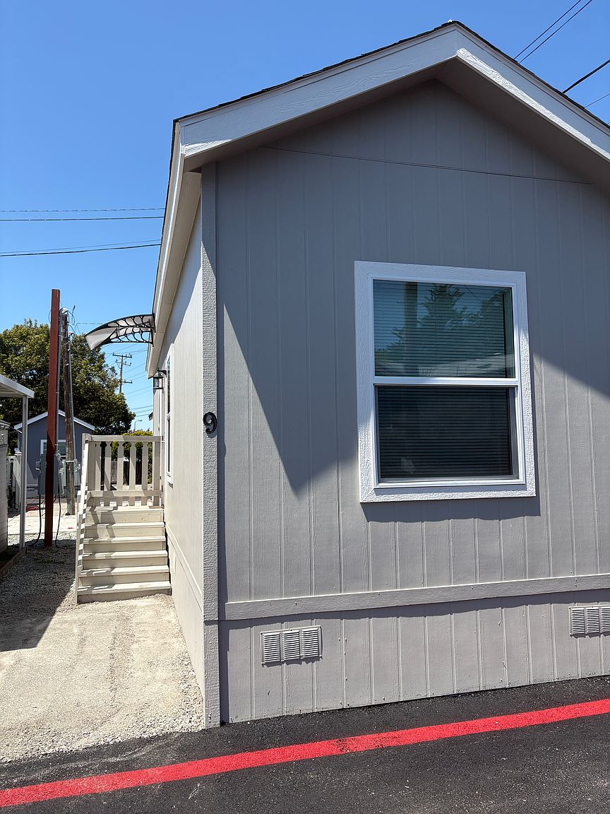 4150 Soquel Dr photo 3