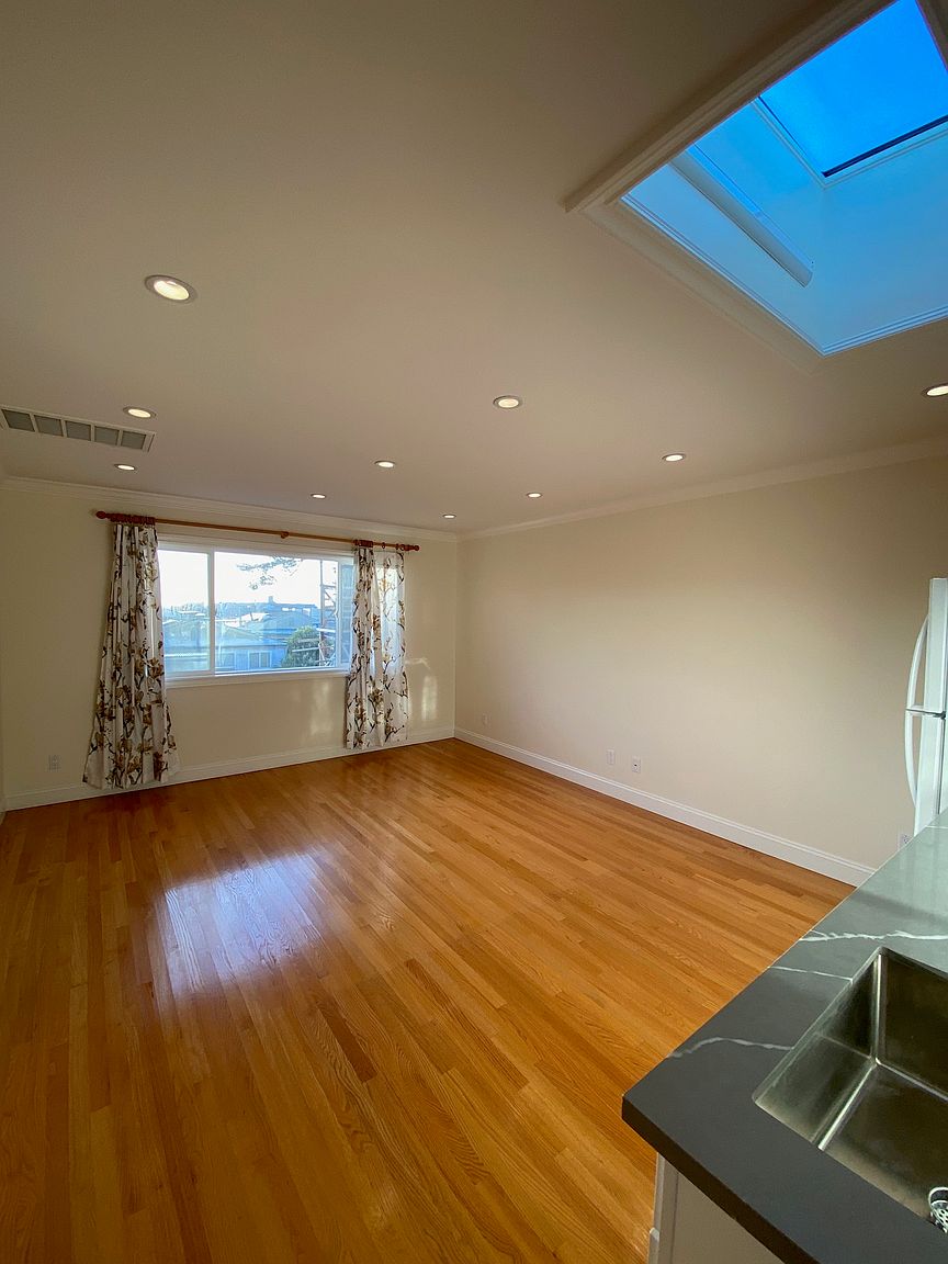 Apartments on Harold Ave · San Francisco photo 4