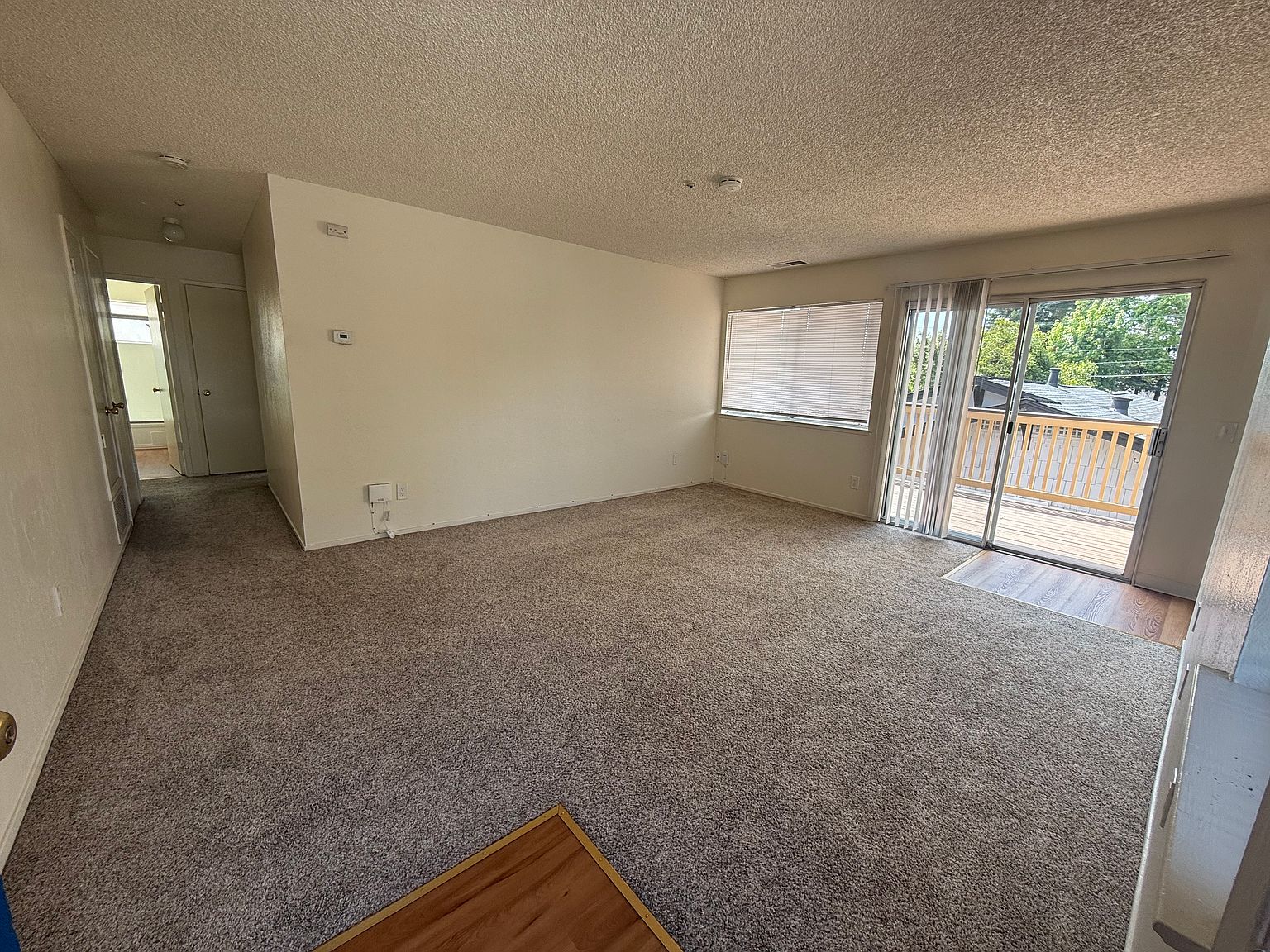 2BR/1BA Apartment on North St · Santa Rosa photo 5