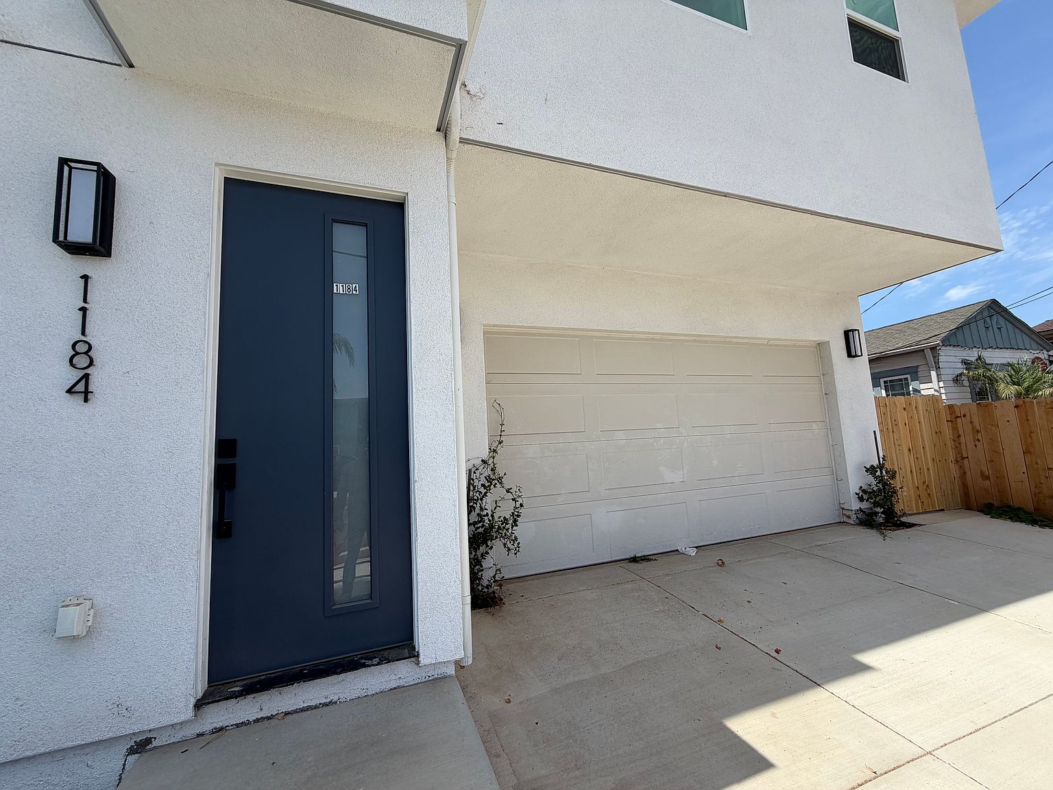 1184 Florence St photo 5