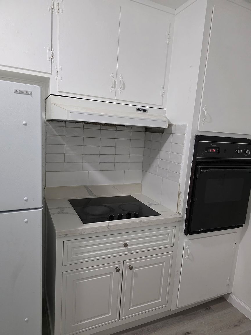254 Pamela Ave photo 2