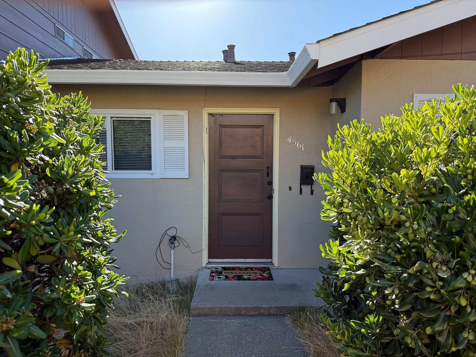 4561 Heyer Ave photo 2