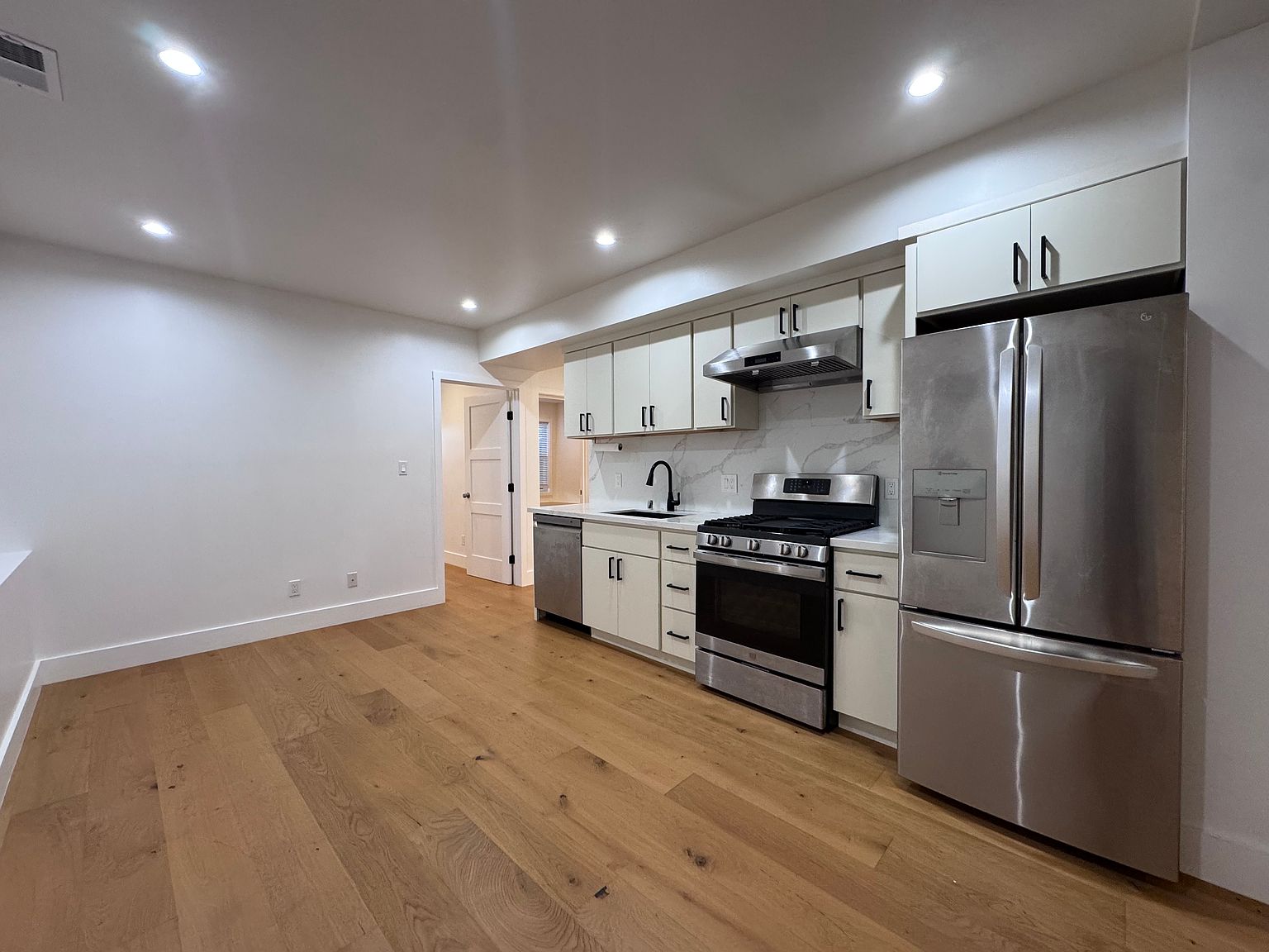 336A Lakeview Ave photo 4