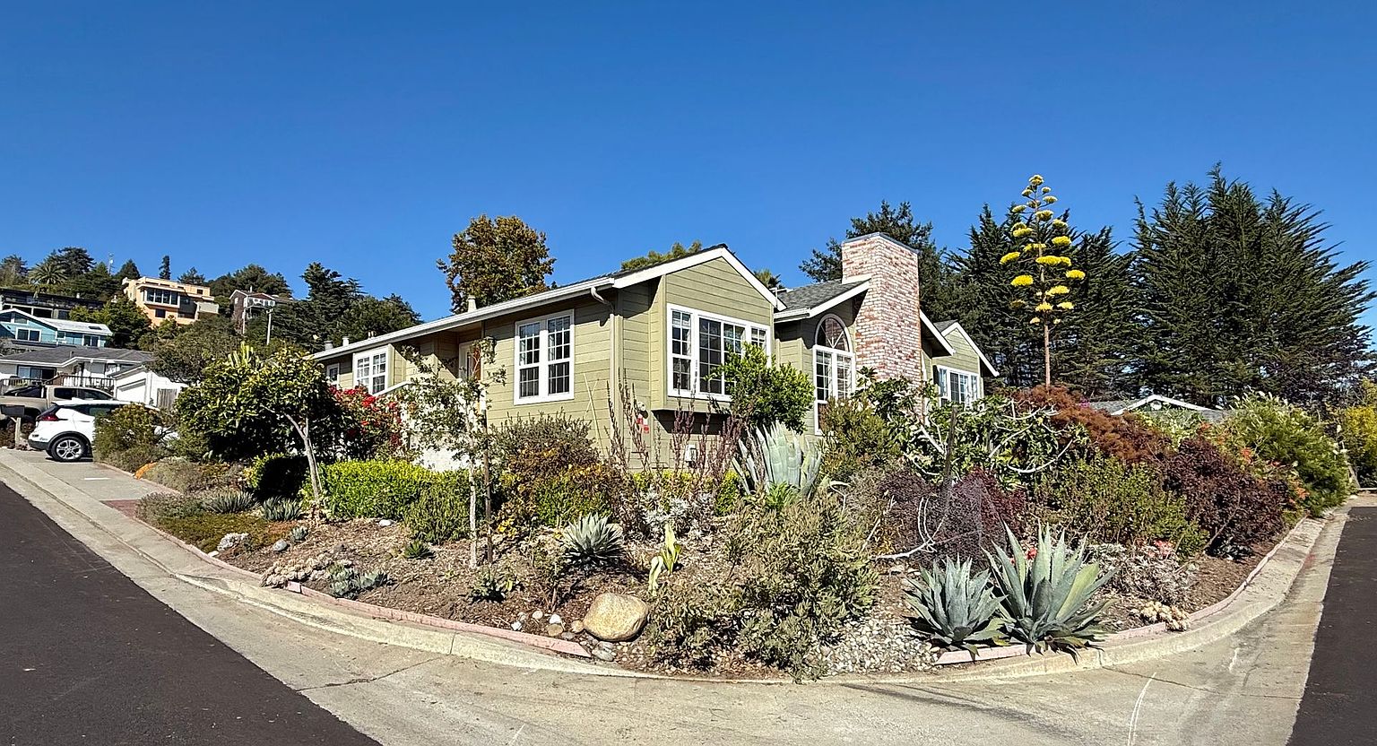 7146 Danko Dr photo 2