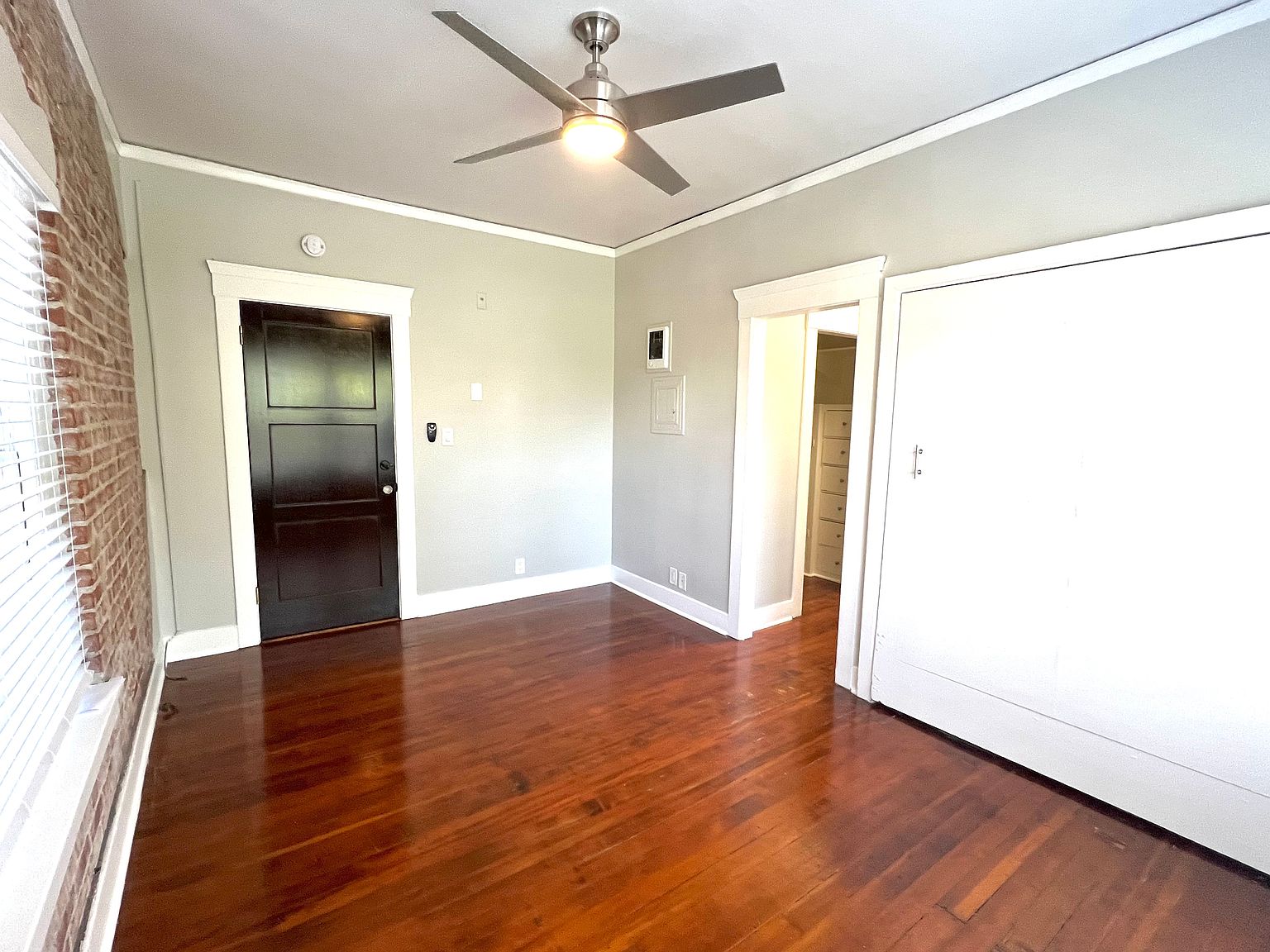 1166 Park Blvd photo 3