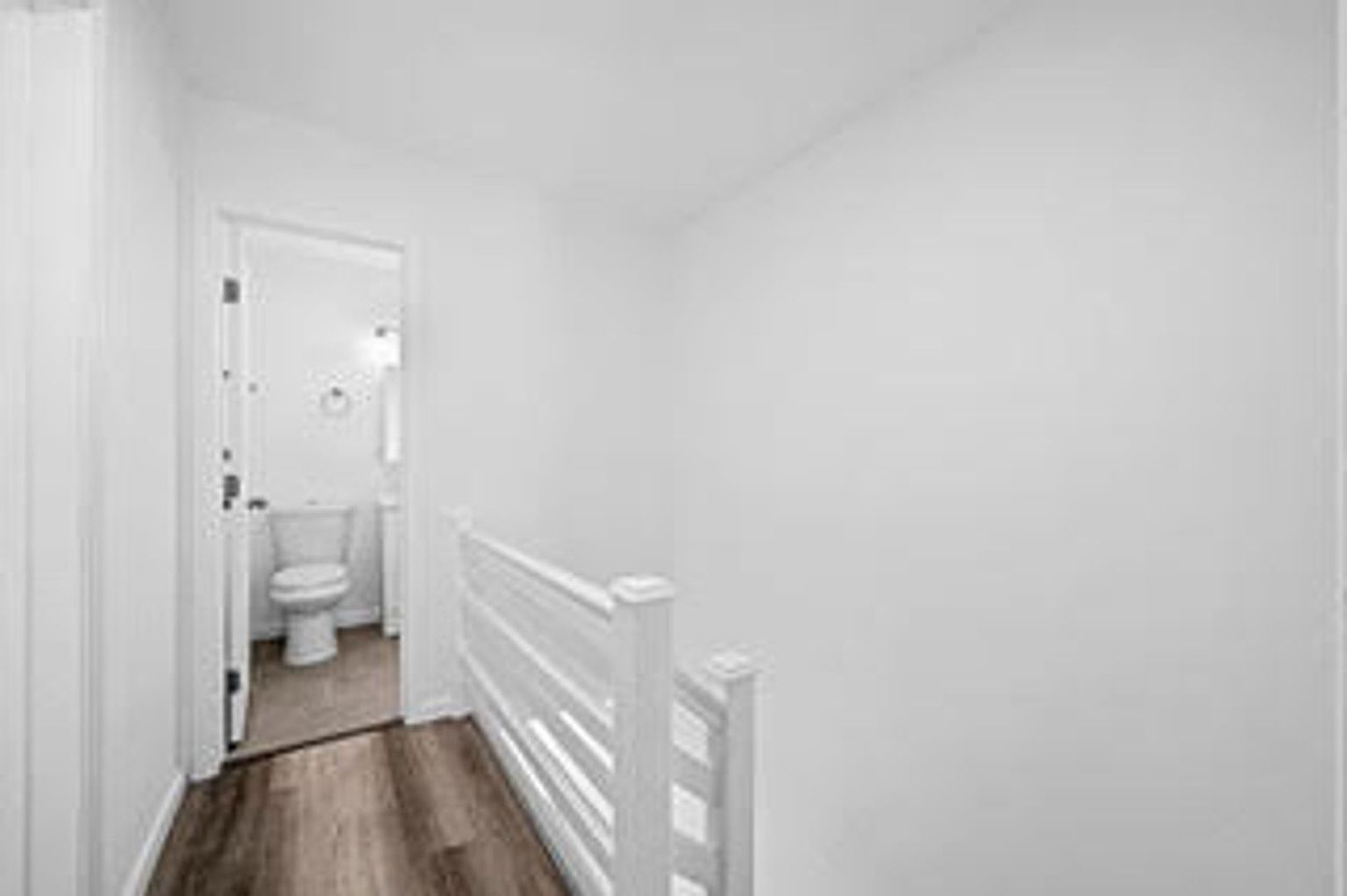 2134 Drescher St photo 5