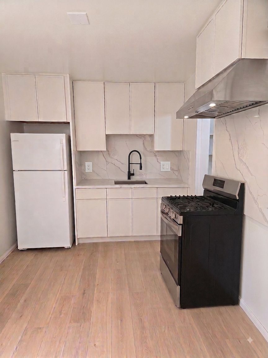Apartments on Taylor St · San Francisco photo 5