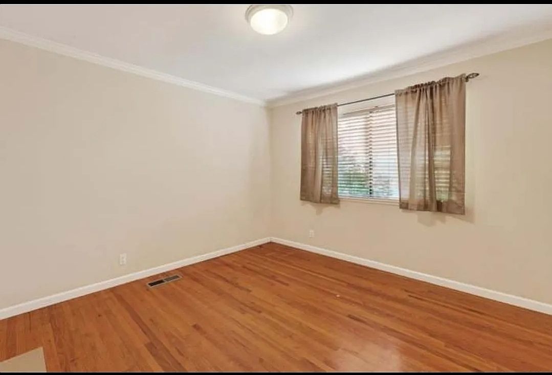 3592 Minto Ct photo 2