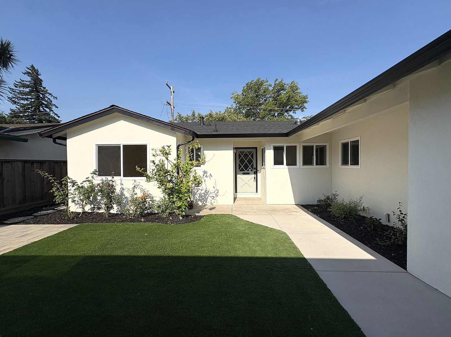 1337-1339 Kingfisher Way photo 4
