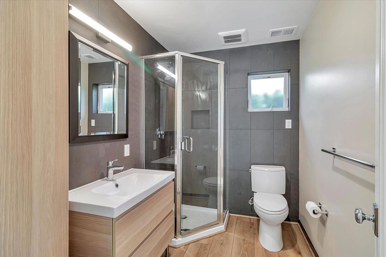 2155 Carol Ave photo 5