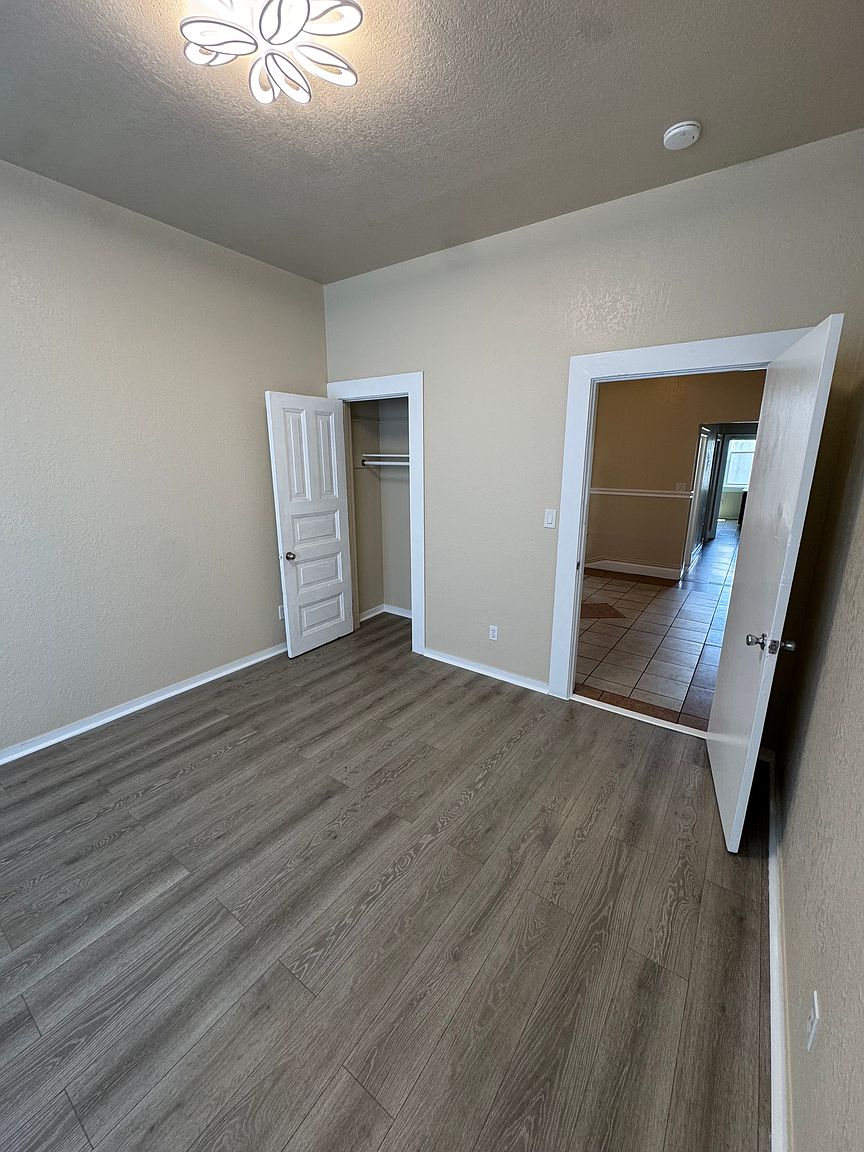 2574 San Pablo Ave photo 2