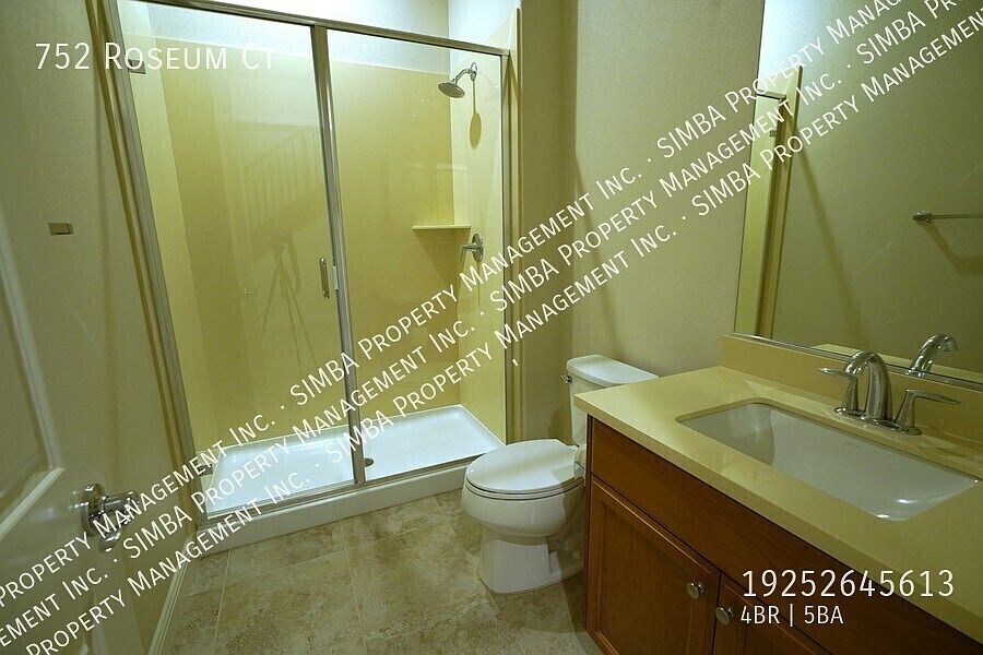 752 Roseum Ct photo 4