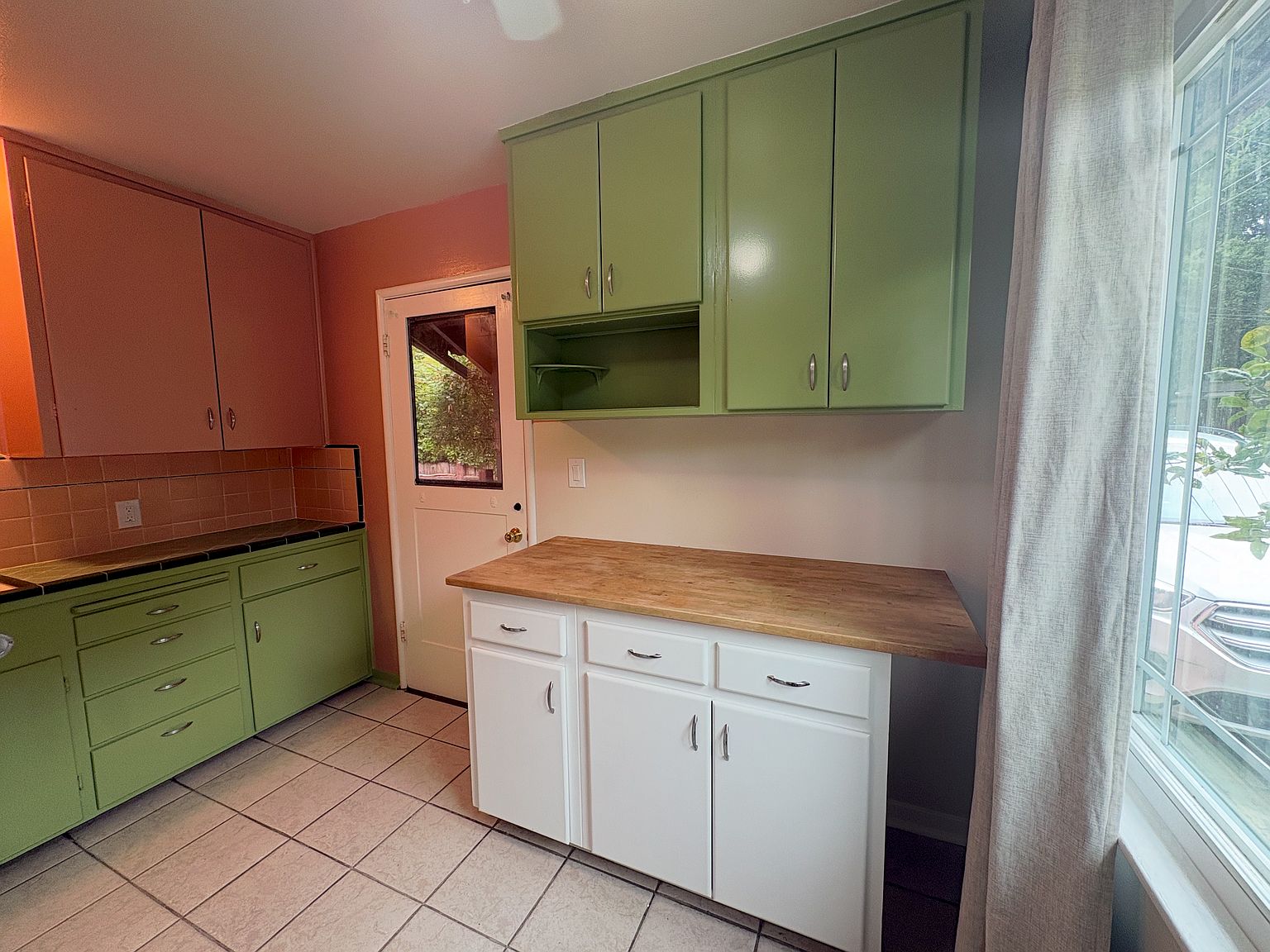 137 Rincon St photo 5