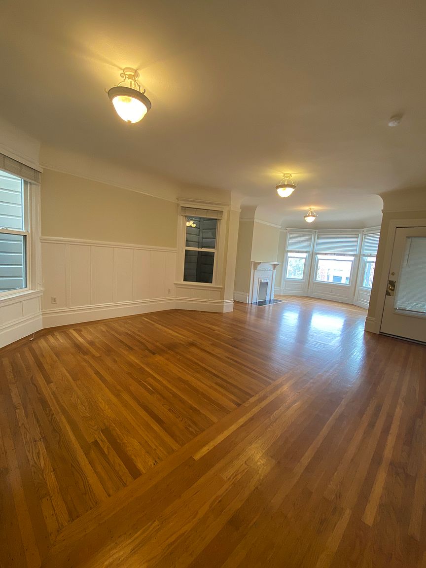 2363 Union St photo 4