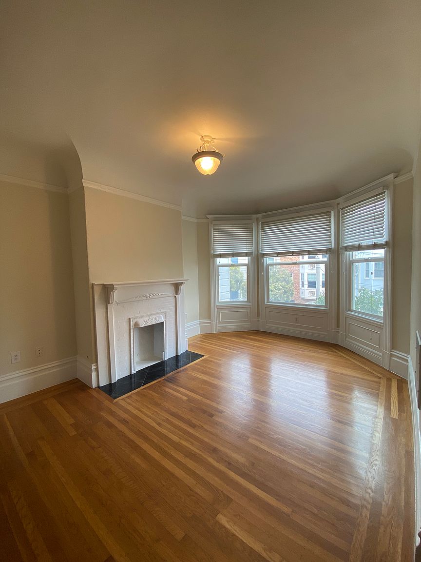 2363 Union St photo 2