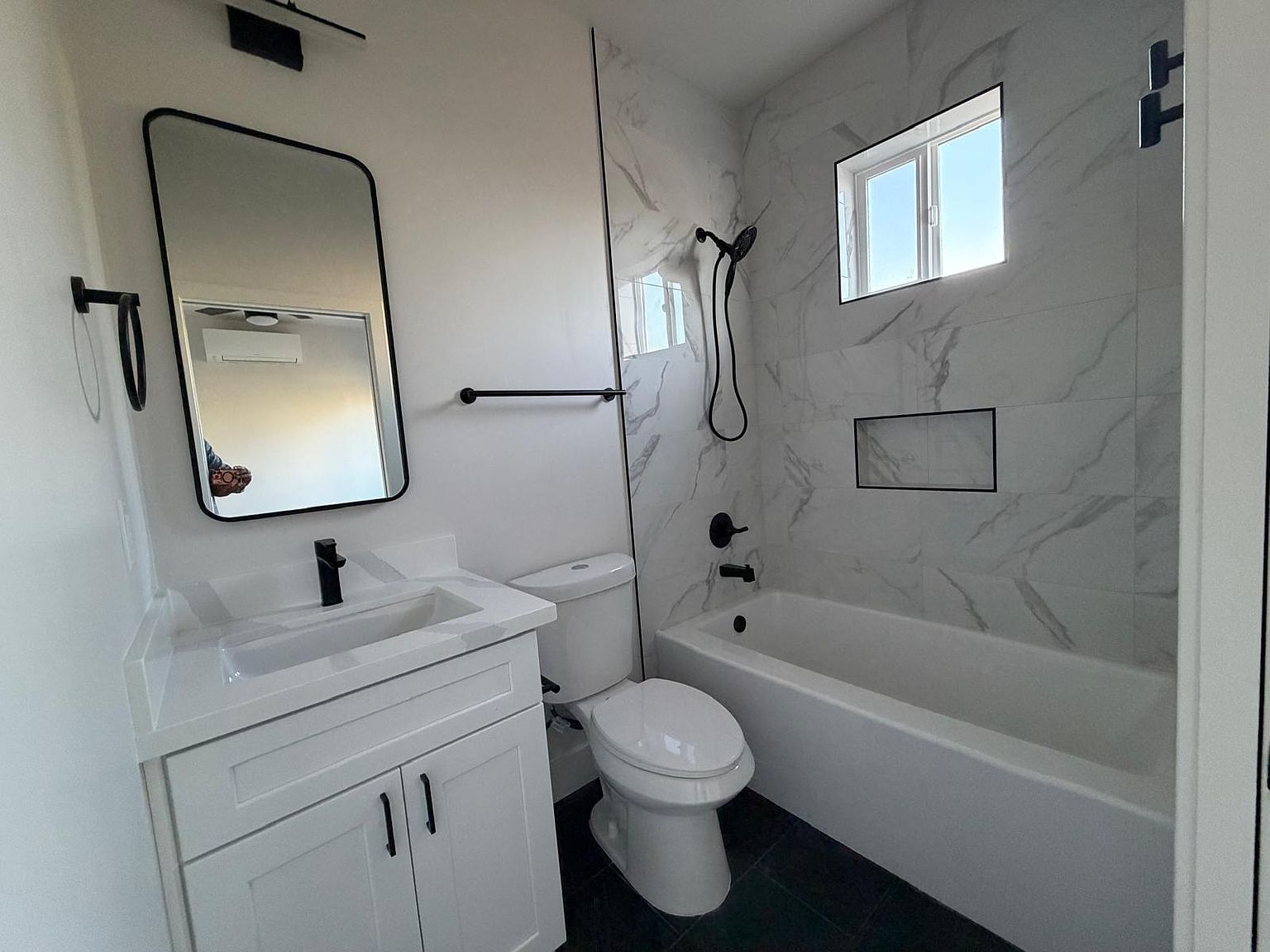 2908 Fallwood Ln photo 2