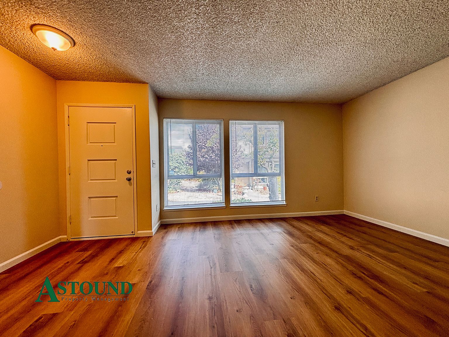 1206 Marionola Way photo 4