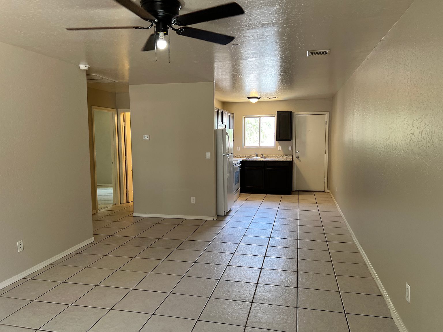 4015 N Estrella Rd photo 2