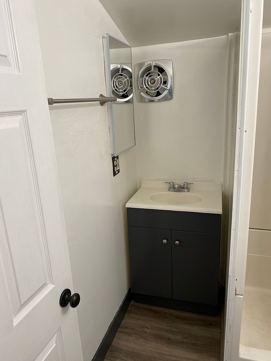 0BR/1BA Apartment on Plaza Dr · Santa Rosa photo 3