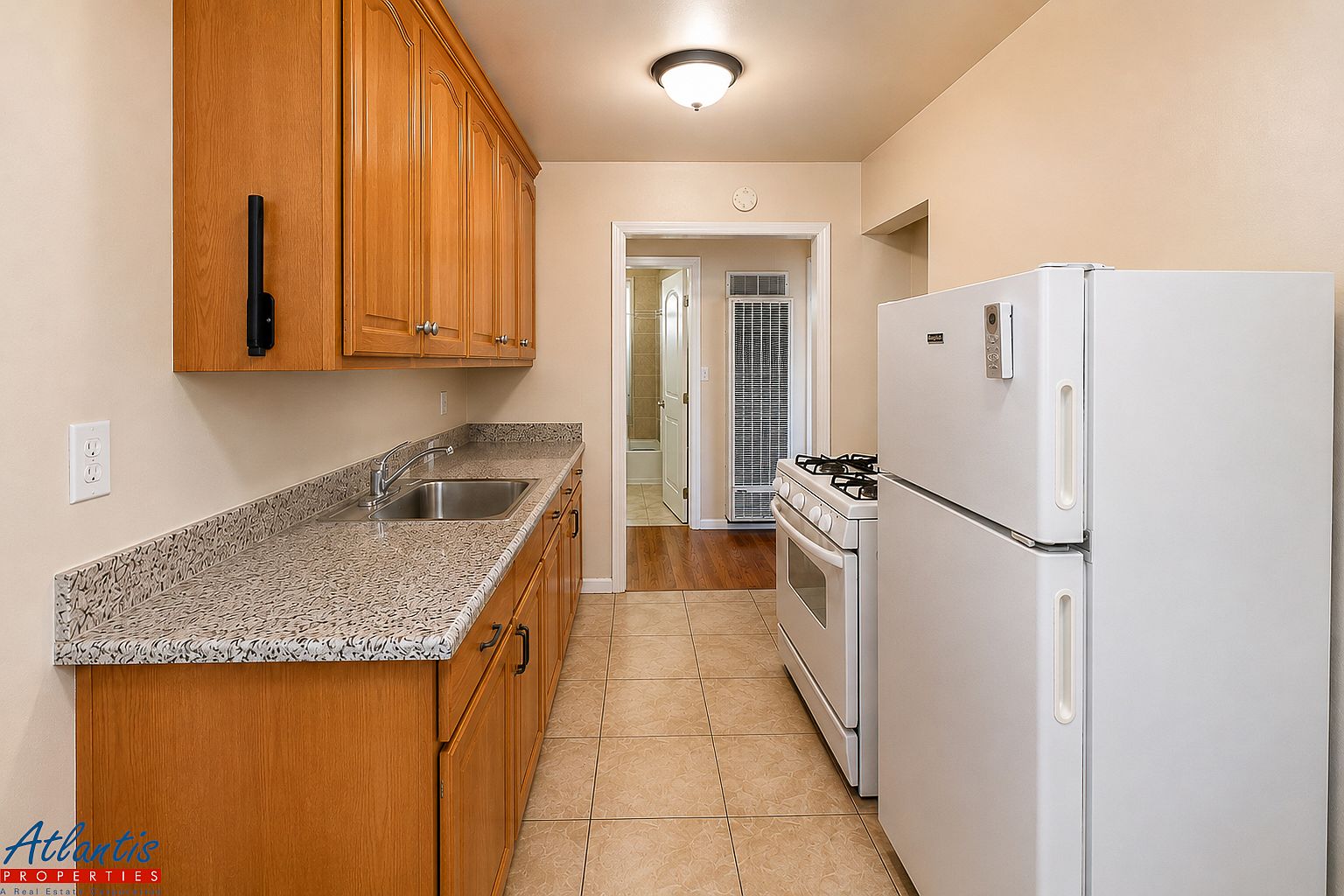 Apartments on Market St · Santa Clara photo 2