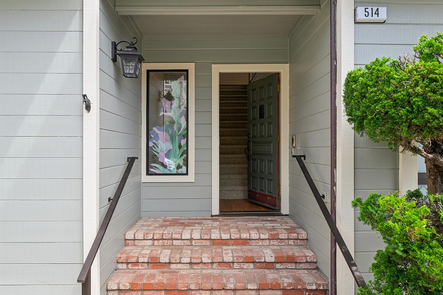 514 Isabella Ave photo 2