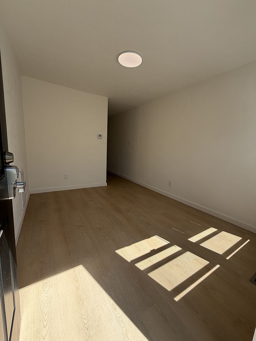 2BR/2BA Apartment on N Idaho St · San Mateo photo 5