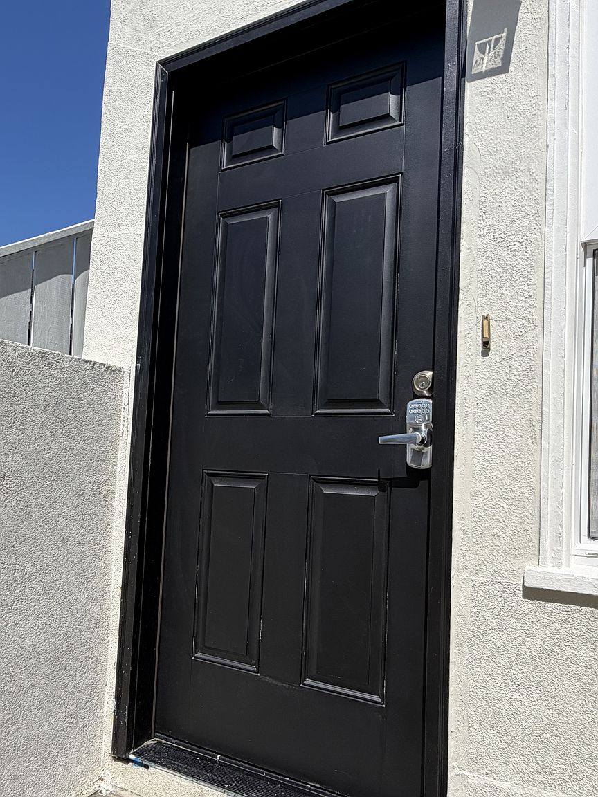 2BR/2BA Apartment on N Idaho St · San Mateo photo 3