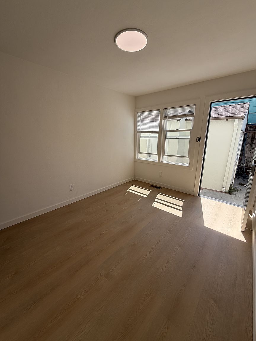 2BR/2BA Apartment on N Idaho St · San Mateo photo 4