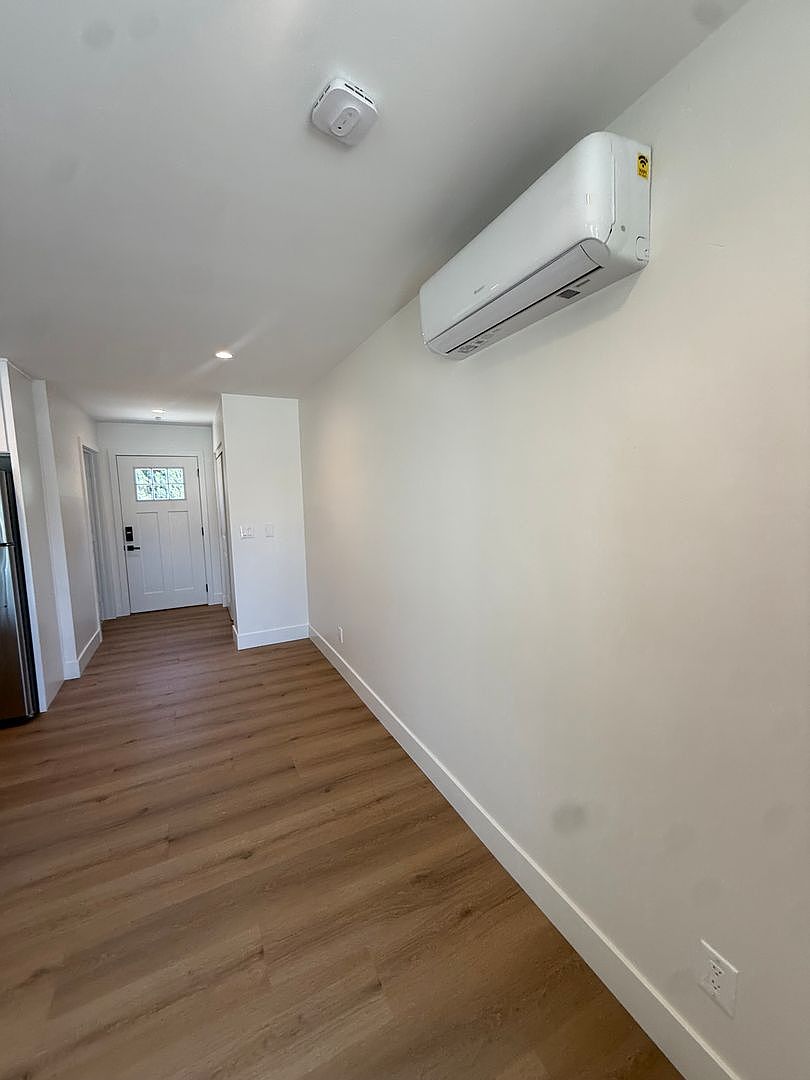 6 photo 4