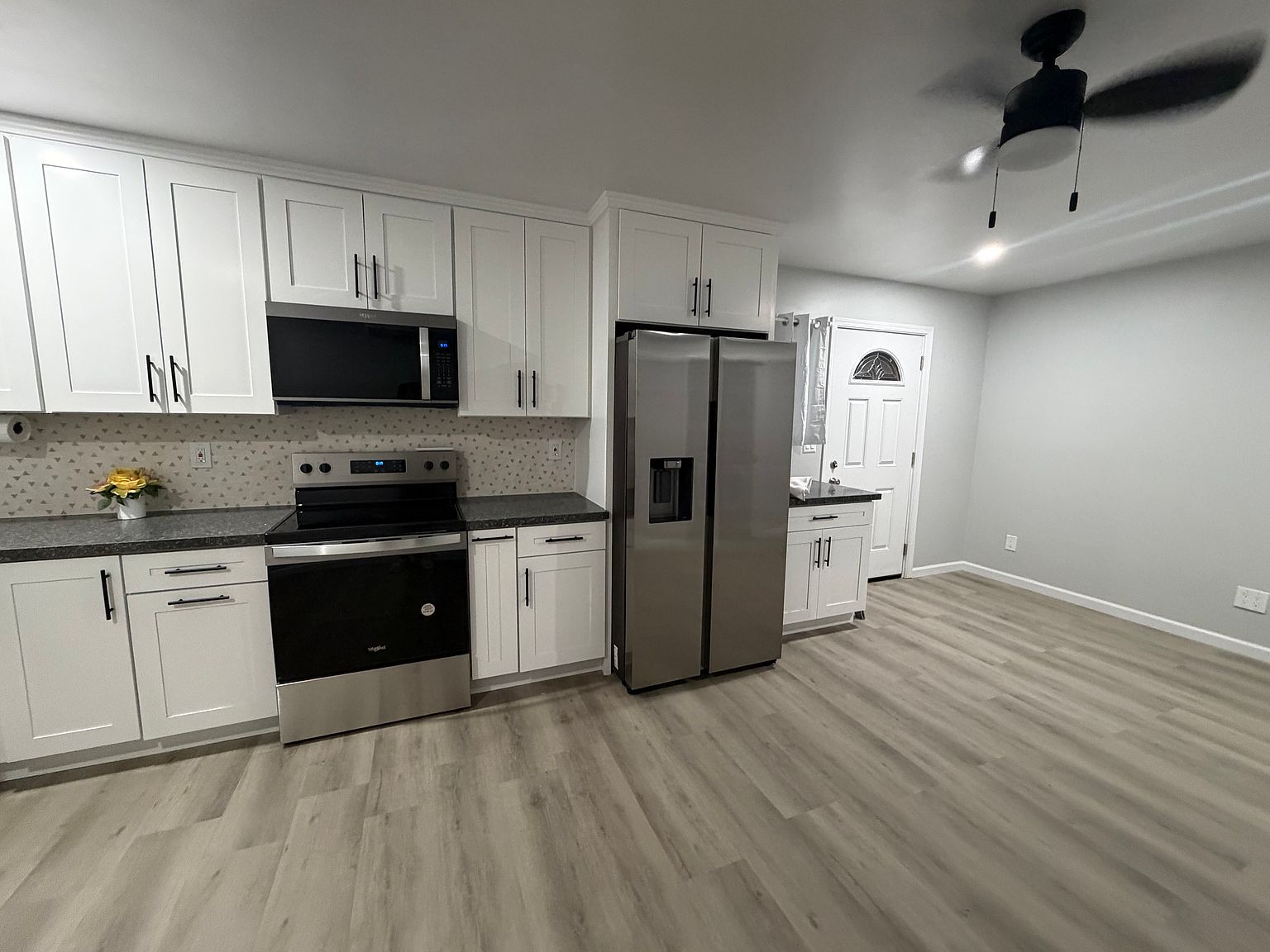 4802 Tacayme Dr photo 2