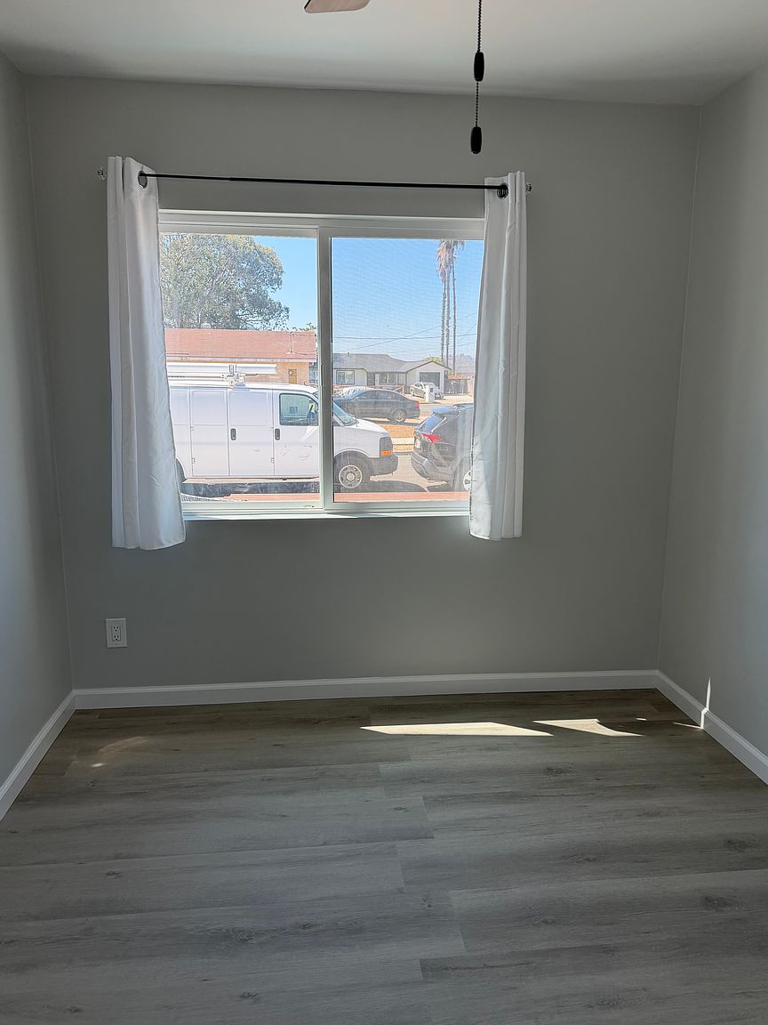 4802 Tacayme Dr photo 3