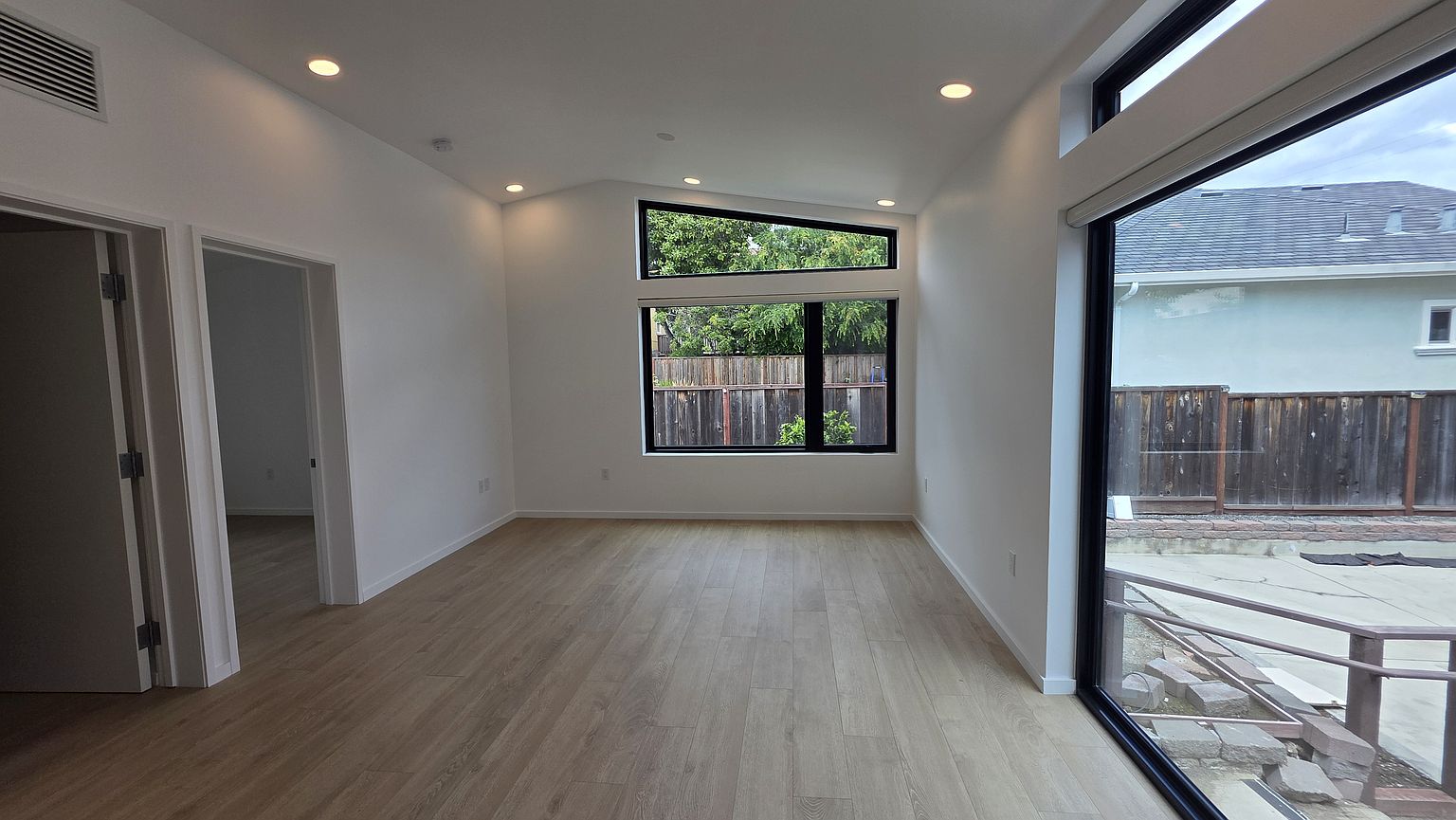 11B Hazel Ave photo 2
