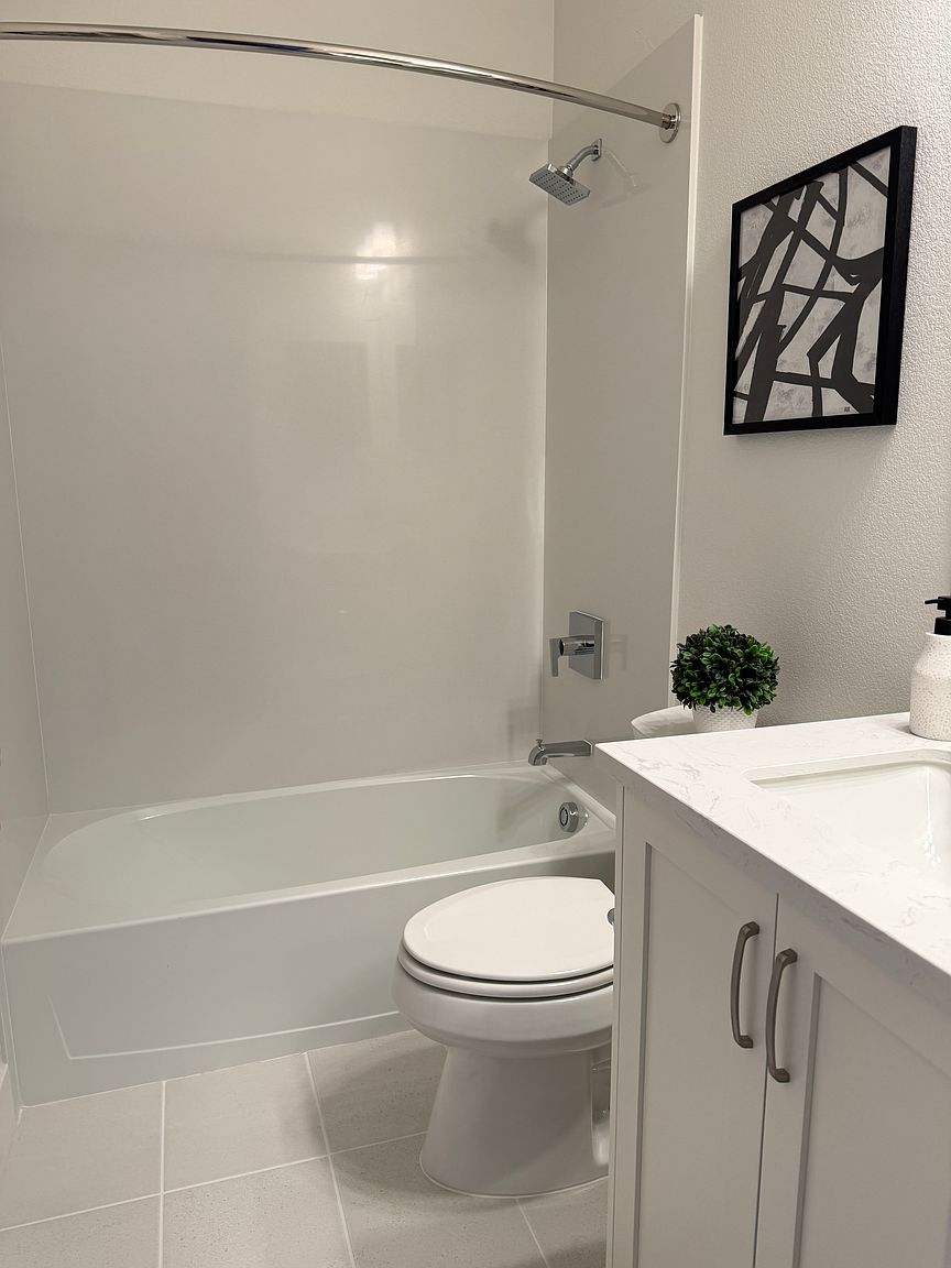 1110 Juana Ct photo 5