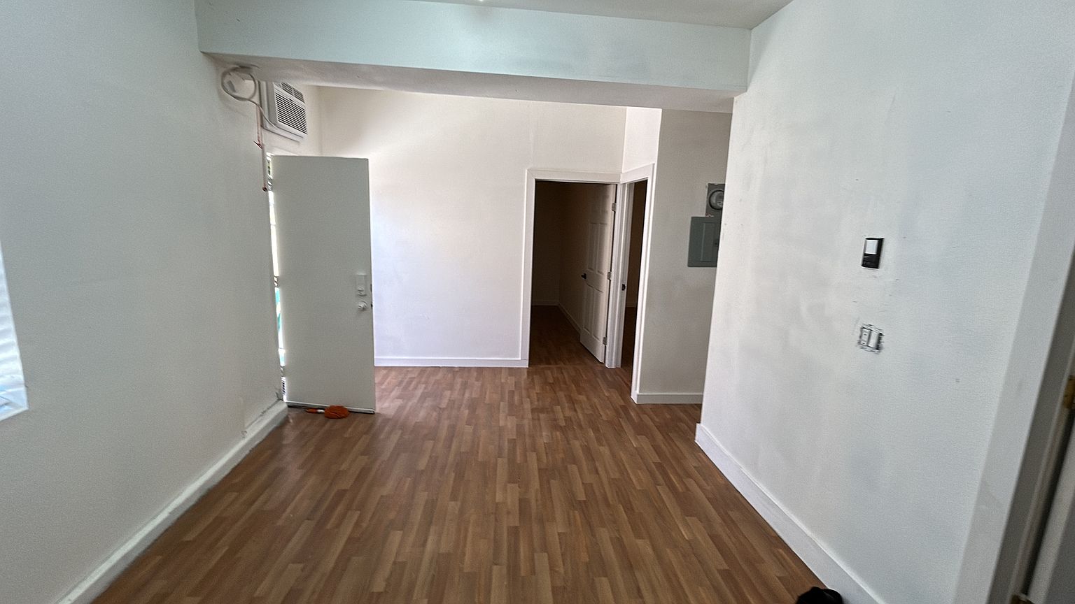 415 Fisher Ct photo 2